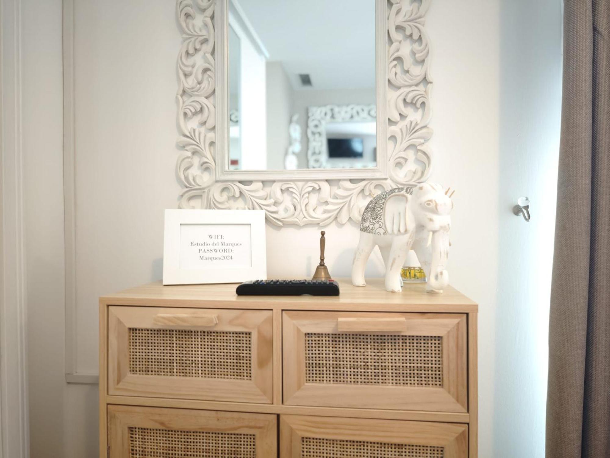 El Estudio Del Marques Little Apartments 카디스 외부 사진
